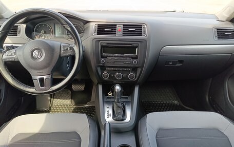 Volkswagen Jetta VI, 2012 год, 870 000 рублей, 10 фотография