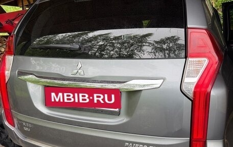Mitsubishi Pajero Sport III рестайлинг, 2017 год, 3 500 000 рублей, 4 фотография