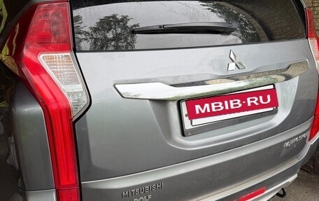 Mitsubishi Pajero Sport III рестайлинг, 2017 год, 3 500 000 рублей, 5 фотография