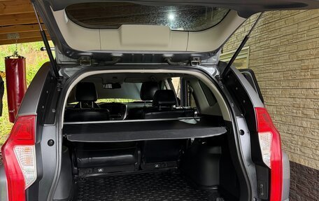 Mitsubishi Pajero Sport III рестайлинг, 2017 год, 3 500 000 рублей, 16 фотография