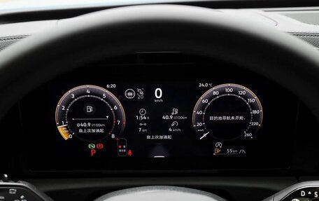 Volkswagen Tiguan, 2026 год, 4 940 000 рублей, 23 фотография