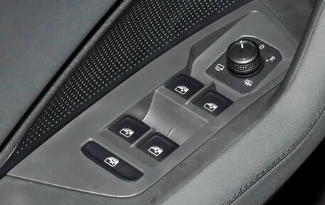 Volkswagen Tiguan, 2026 год, 4 940 000 рублей, 21 фотография