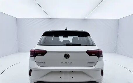 Volkswagen T-Roc I, 2021 год, 2 016 000 рублей, 6 фотография