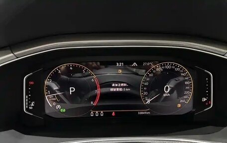Volkswagen T-Roc I, 2022 год, 1 896 000 рублей, 14 фотография