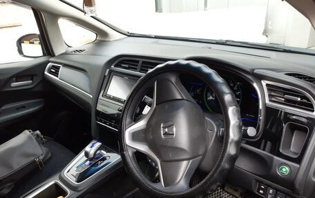 Honda Shuttle II, 2016 год, 1 050 000 рублей, 3 фотография