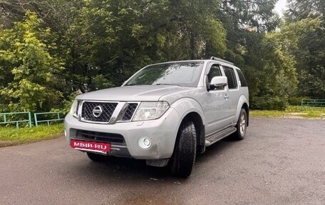 Nissan Pathfinder, 2011 год, 1 299 000 рублей, 3 фотография
