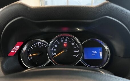 Renault Duster I рестайлинг, 2015 год, 1 073 000 рублей, 11 фотография