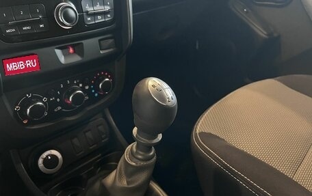 Renault Duster I рестайлинг, 2015 год, 1 073 000 рублей, 31 фотография