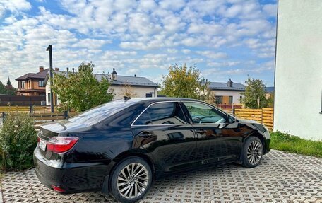 Toyota Camry, 2017 год, 2 480 000 рублей, 3 фотография