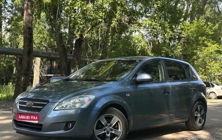 KIA cee'd I рестайлинг, 2008 год, 399 000 рублей, 1 фотография