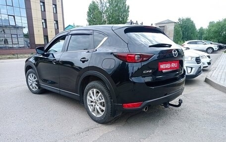 Mazda CX-5 II, 2018 год, 1 999 999 рублей, 4 фотография