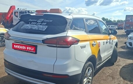 Geely Atlas, 2023 год, 1 380 000 рублей, 4 фотография