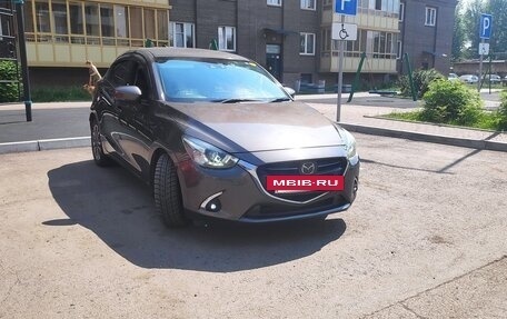 Mazda Demio IV, 2017 год, 960 000 рублей, 8 фотография