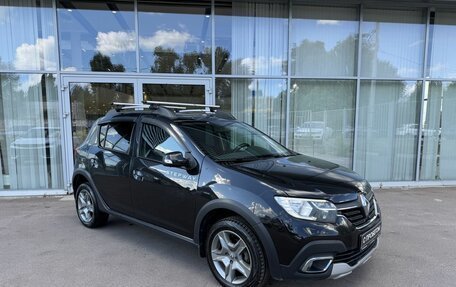 Renault Sandero II рестайлинг, 2019 год, 1 249 000 рублей, 3 фотография
