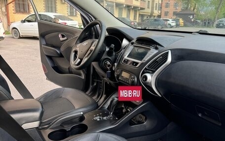Hyundai ix35 I рестайлинг, 2012 год, 850 000 рублей, 9 фотография