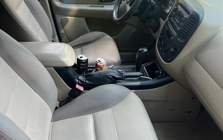 Ford Escape II, 2004 год, 370 000 рублей, 8 фотография