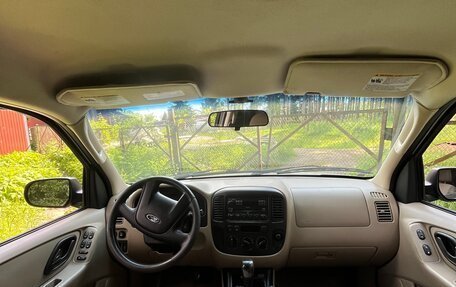 Ford Escape II, 2004 год, 370 000 рублей, 6 фотография