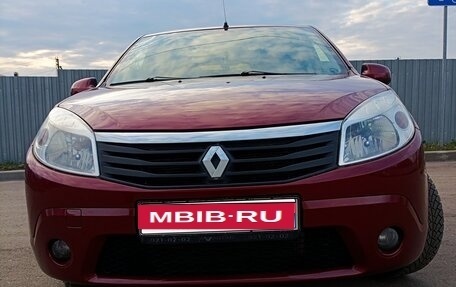 Renault Sandero I, 2012 год, 540 000 рублей, 1 фотография