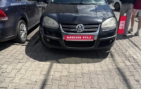 Volkswagen Jetta VI, 2007 год, 650 000 рублей, 1 фотография
