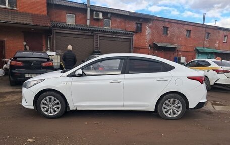 Hyundai Solaris II рестайлинг, 2020 год, 848 000 рублей, 6 фотография