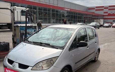 Mitsubishi Colt VI рестайлинг, 2005 год, 138 000 рублей, 1 фотография