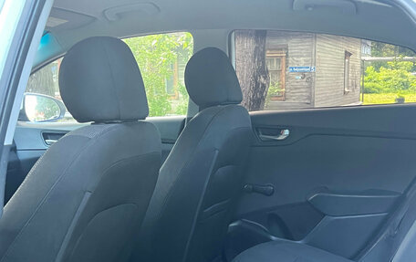 Hyundai Solaris II рестайлинг, 2018 год, 660 000 рублей, 16 фотография