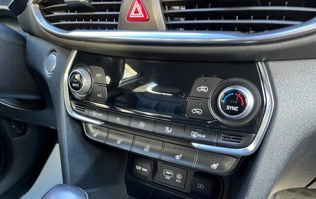 Hyundai Santa Fe IV, 2019 год, 2 569 000 рублей, 21 фотография