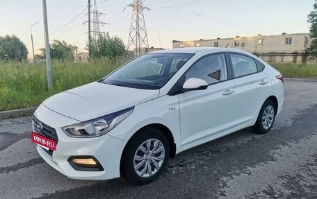 Hyundai Solaris II рестайлинг, 2019 год, 1 230 000 рублей, 2 фотография
