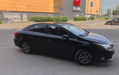 Toyota Avensis III рестайлинг, 2012 год, 1 390 000 рублей, 3 фотография