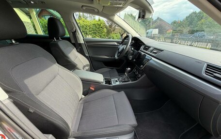 Skoda Superb III рестайлинг, 2023 год, 2 250 000 рублей, 9 фотография