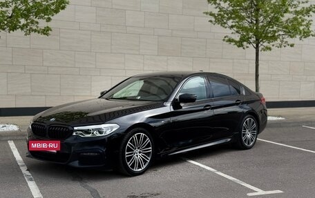 BMW 5 серия, 2019 год, 3 694 000 рублей, 2 фотография