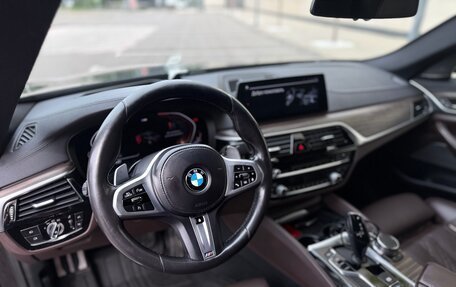 BMW 5 серия, 2019 год, 3 694 000 рублей, 14 фотография