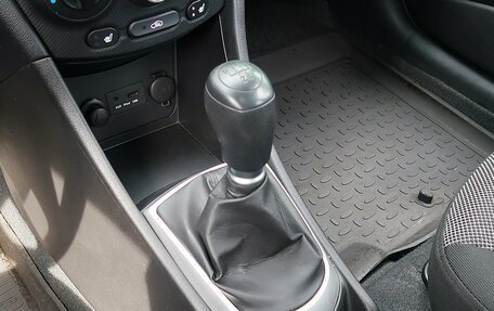 Hyundai Solaris II рестайлинг, 2012 год, 829 000 рублей, 22 фотография