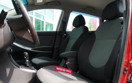 Hyundai Solaris II рестайлинг, 2012 год, 829 000 рублей, 23 фотография