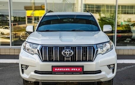 Toyota Land Cruiser Prado 150 рестайлинг 2, 2019 год, 4 498 000 рублей, 2 фотография