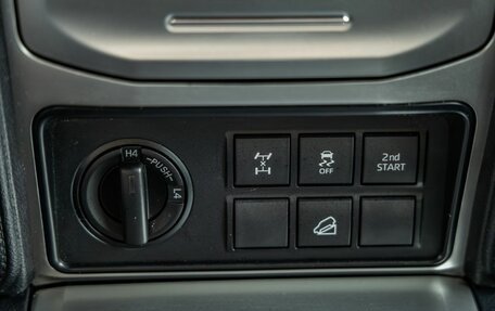 Toyota Land Cruiser Prado 150 рестайлинг 2, 2019 год, 4 498 000 рублей, 23 фотография