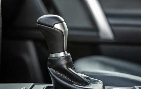 Toyota Land Cruiser Prado 150 рестайлинг 2, 2019 год, 4 498 000 рублей, 34 фотография