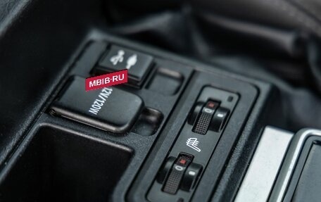 Toyota Land Cruiser Prado 150 рестайлинг 2, 2019 год, 4 498 000 рублей, 33 фотография