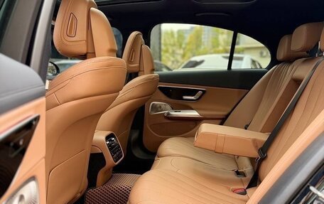 Mercedes-Benz E-Класс, 2024 год, 7 430 000 рублей, 10 фотография