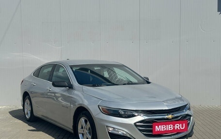 Chevrolet Malibu IX, 2020 год, 1 380 000 рублей, 3 фотография