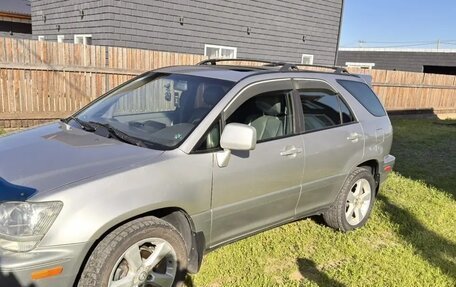Lexus RX IV рестайлинг, 2000 год, 800 000 рублей, 10 фотография