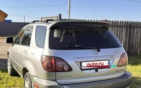 Lexus RX IV рестайлинг, 2000 год, 800 000 рублей, 11 фотография