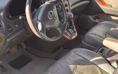 Lexus RX IV рестайлинг, 2000 год, 800 000 рублей, 17 фотография