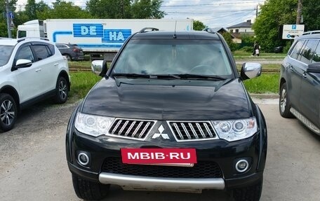 Mitsubishi Pajero Sport II рестайлинг, 2010 год, 1 100 000 рублей, 2 фотография