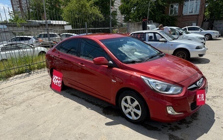 Hyundai Solaris II рестайлинг, 2013 год, 800 000 рублей, 15 фотография