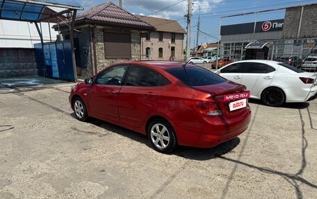 Hyundai Solaris II рестайлинг, 2013 год, 800 000 рублей, 22 фотография