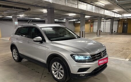 Volkswagen Tiguan II, 2018 год, 2 999 999 рублей, 7 фотография