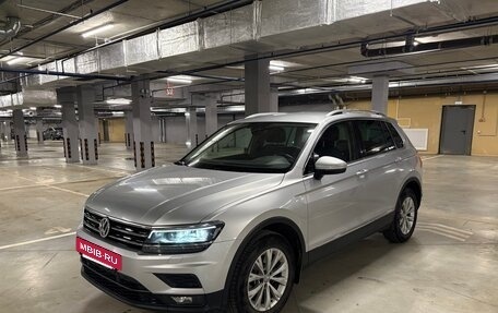 Volkswagen Tiguan II, 2018 год, 2 999 999 рублей, 2 фотография