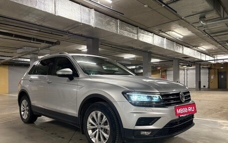 Volkswagen Tiguan II, 2018 год, 2 999 999 рублей, 8 фотография