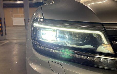 Volkswagen Tiguan II, 2018 год, 2 999 999 рублей, 13 фотография